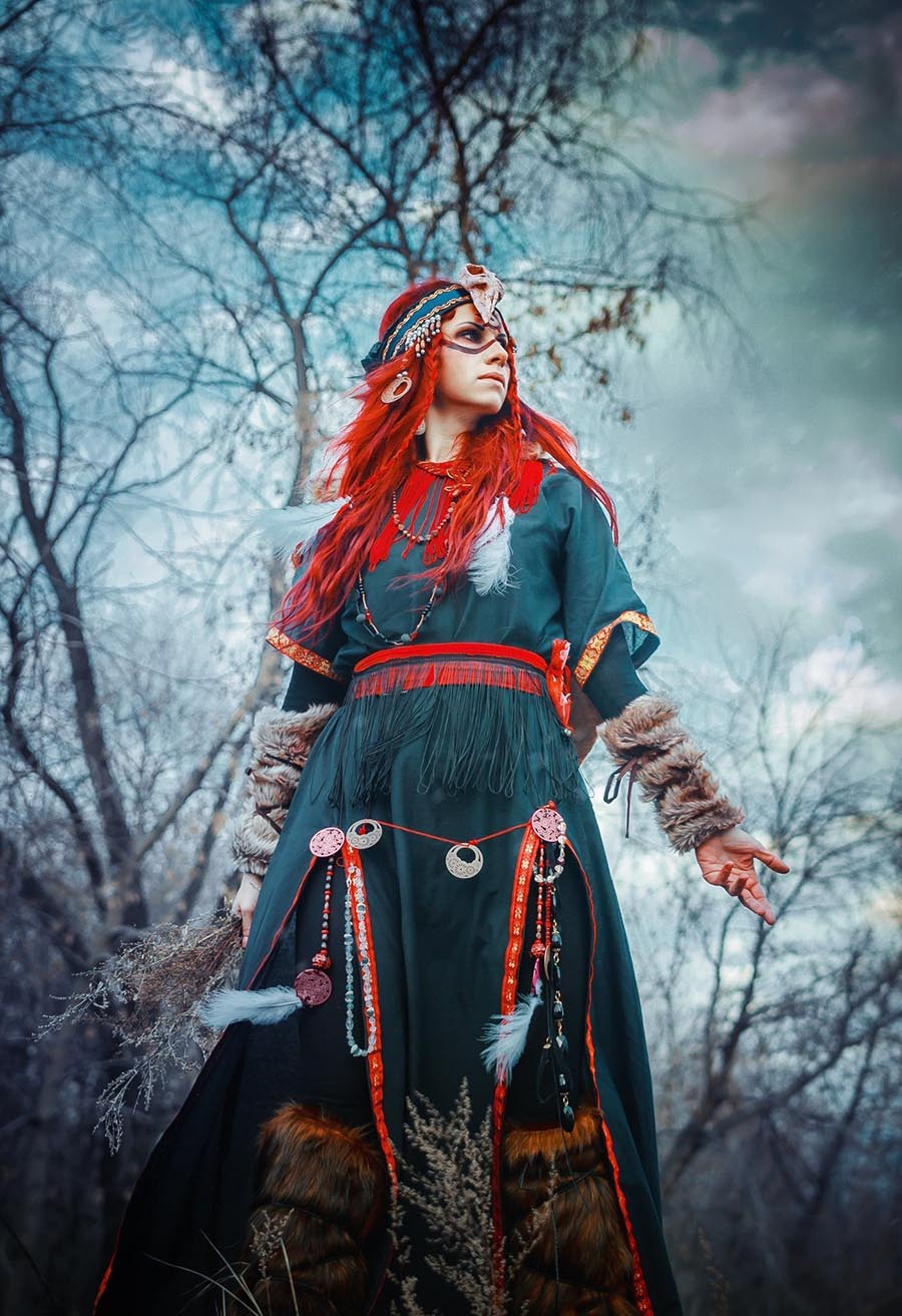 Take a pause and enjoy Girls in Slavic costumes — streaming from Dublin