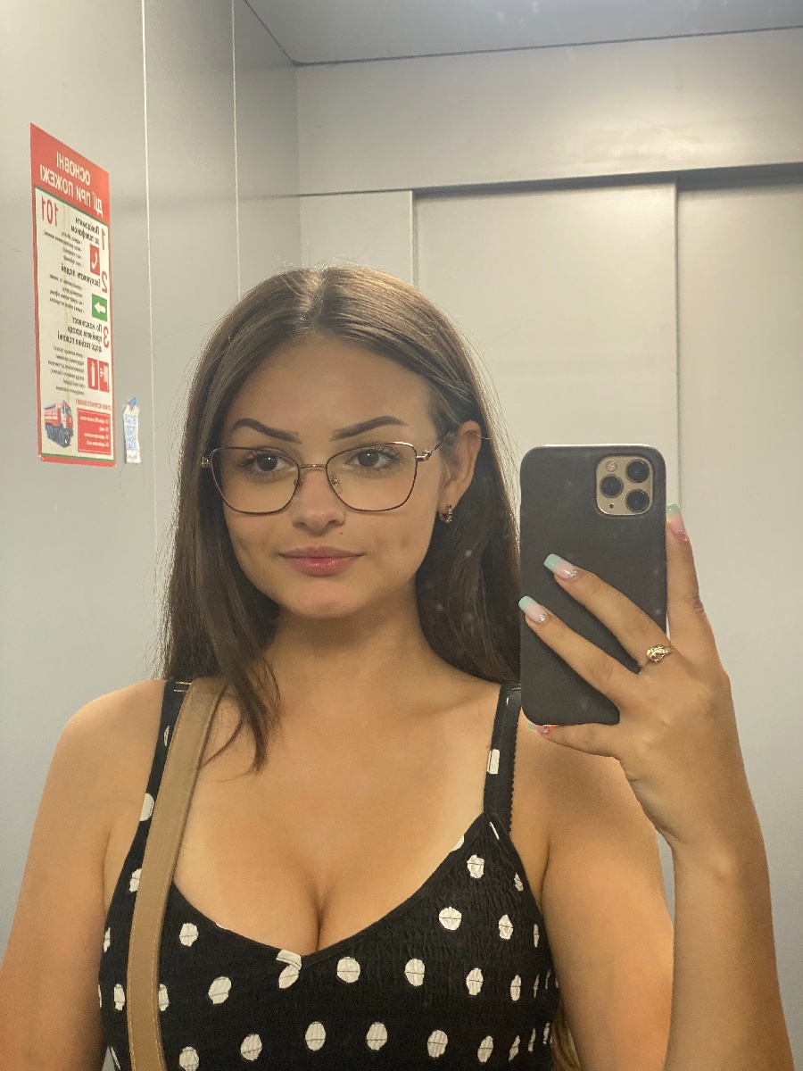 Sexy model Stacy in Dublin